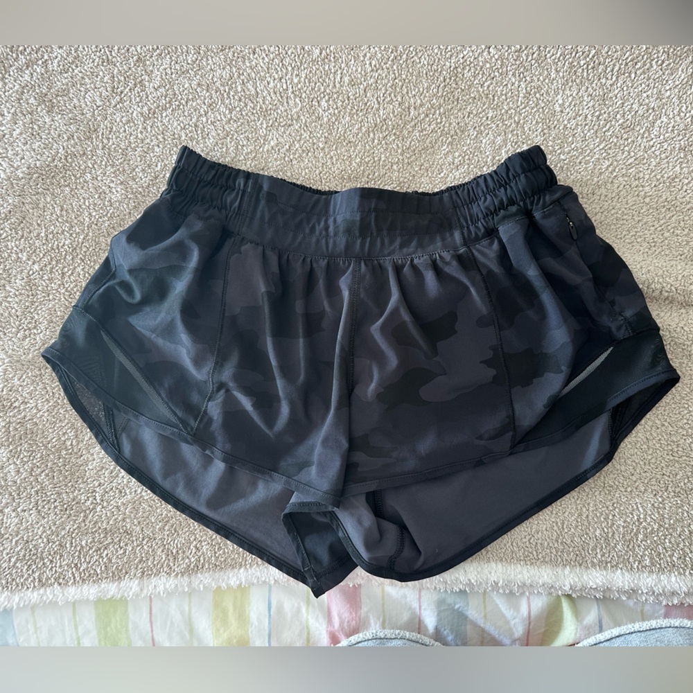 Lululemon black camo shorts